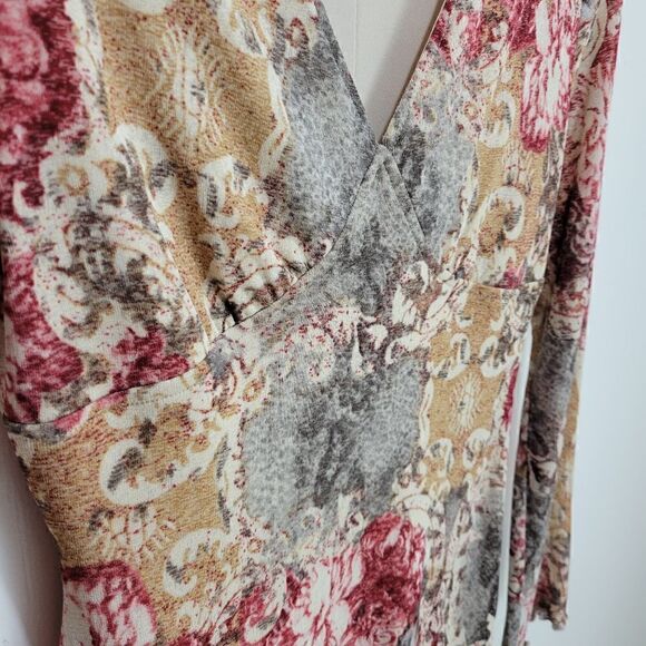 Suzy Shier Romantic Roses and Lace Pattern Dress - Picture 9 of 12